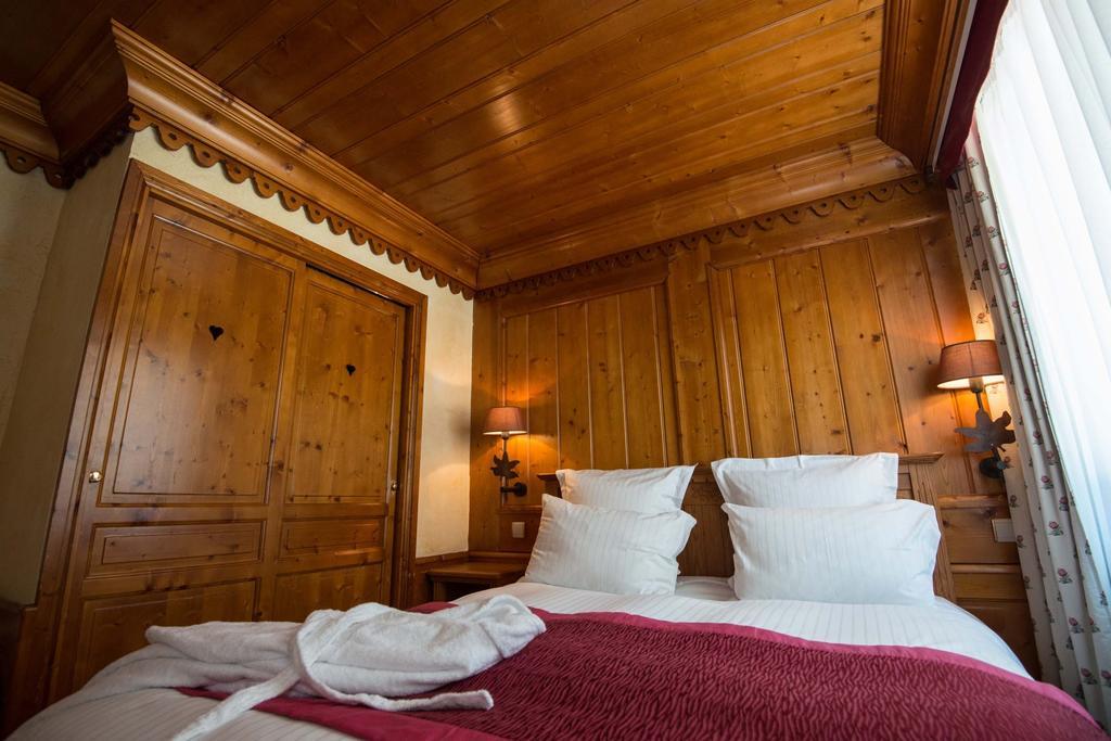 Hotel Les Buttes Ventron Bagian luar foto